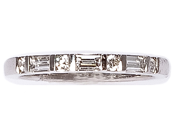 14K WHITE GOLD ROUND AND BAGUETTE DIAMOND BAND 