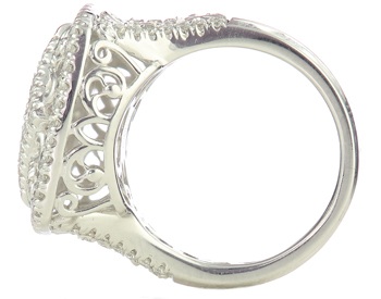 18K WHITE GOLD ROUND DIAMOND FANCY FILIGREE DESIGN CUSHION TOP RING